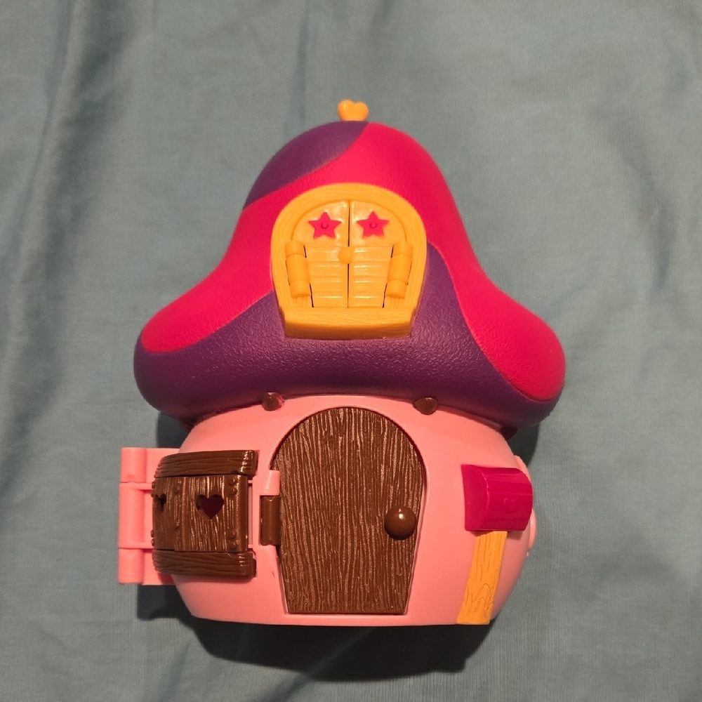 Peyo Toys The Smurfs Pink Plastic Smurfette House